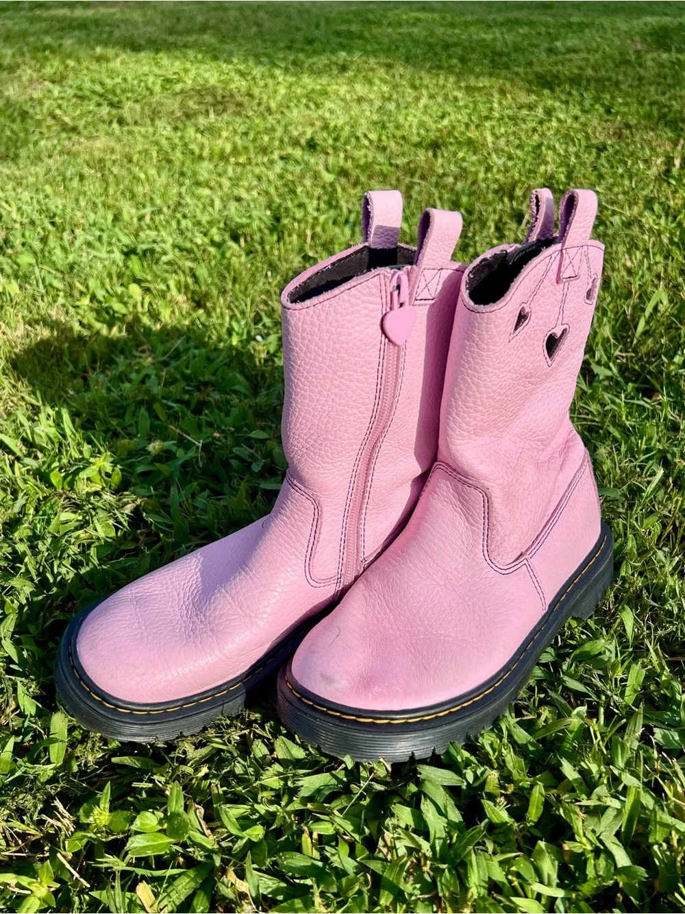 Dr Doc Martens Bex Heart Pink pull on Chunky Cowgirl Boots Sz 2 Girls
